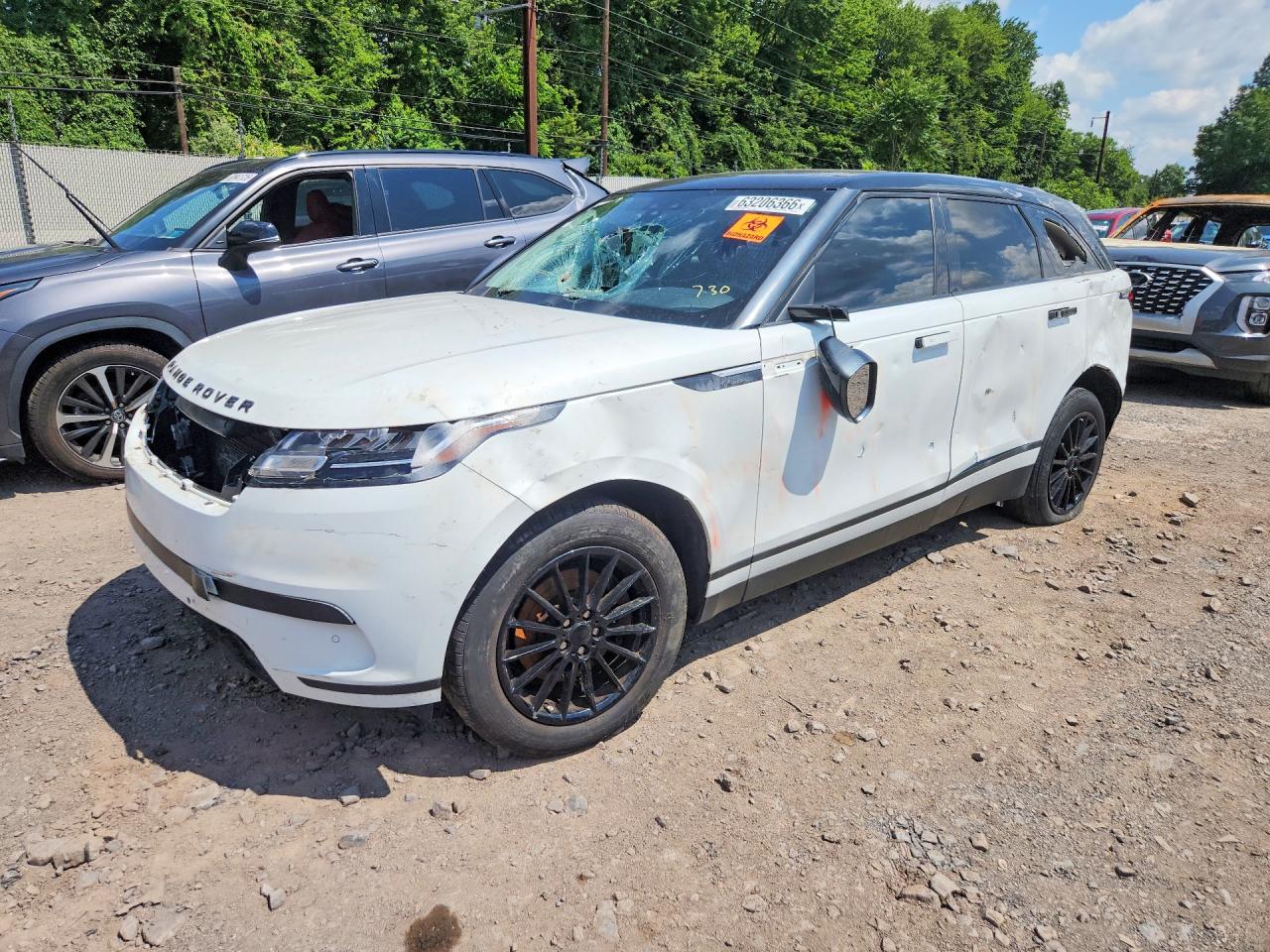 2019 Land Rover Range Rover Velar, VIN SALYA2EX8KA214340 — Minor dents and scratches