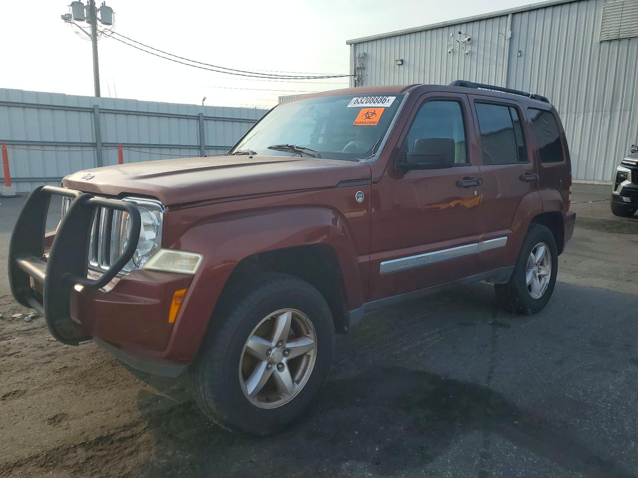 2008 Jeep Liberty Limited, VIN 1J8GN58K38W271980 — Мелкие вмятины и царапины