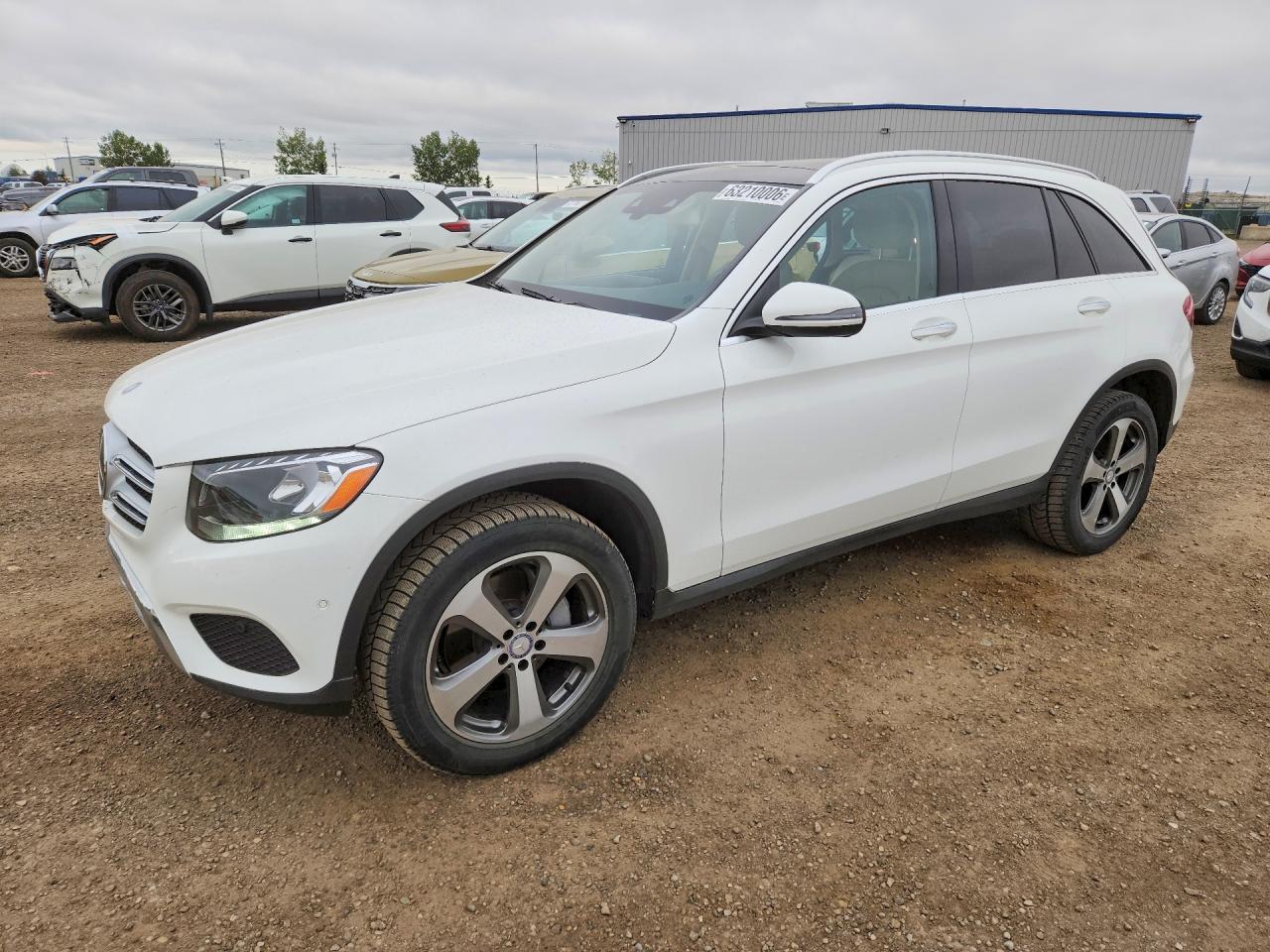2017 Mercedes-Benz GLC 300, VIN WDC0G4KB0HF169214 — Side