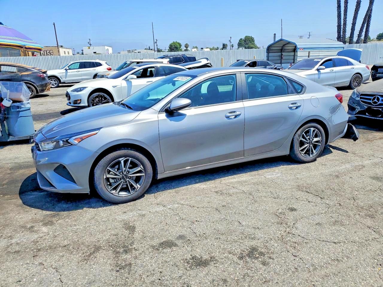 2023 Kia Forte LXS, VIN 3KPF24AD6PE653642 — Rear end