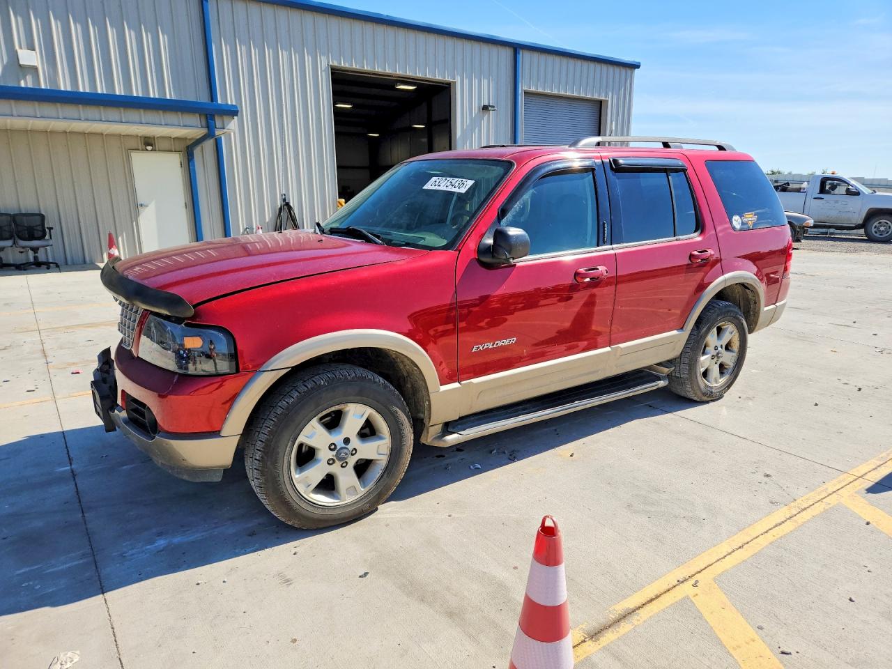 2004 Ford Explorer Eddie Bauer, VIN 1FMZU74K94UA16370 — Перед