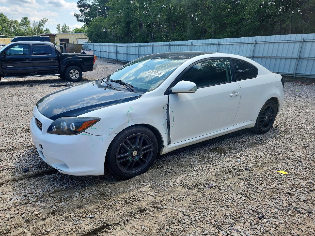 2009 Scion tC, VIN JTKDE167190281406 — Перед