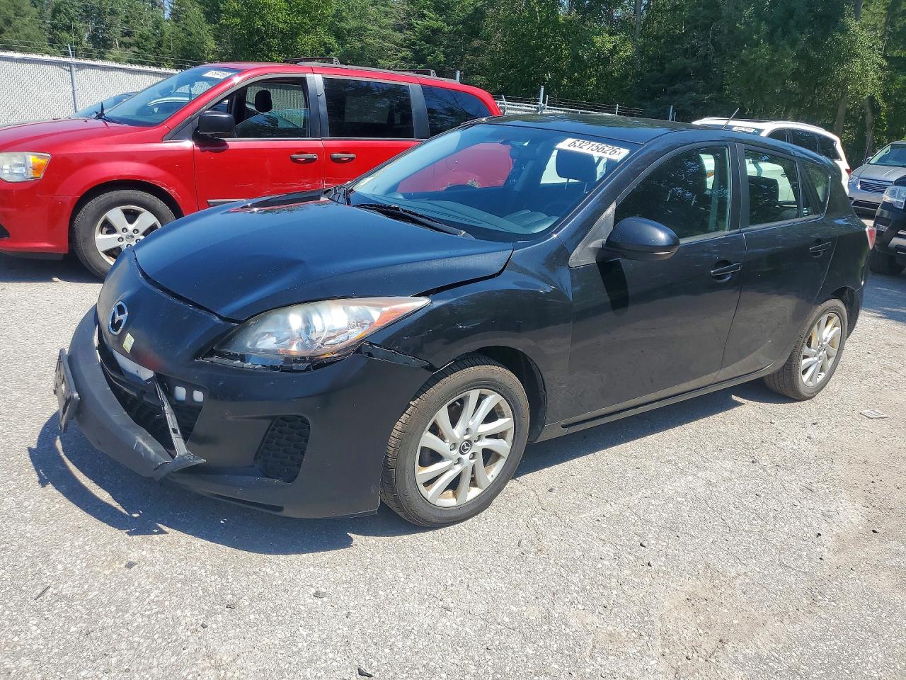 2013 Mazda 3 GX, VIN JM1BL1KF5D1803720 — Front end