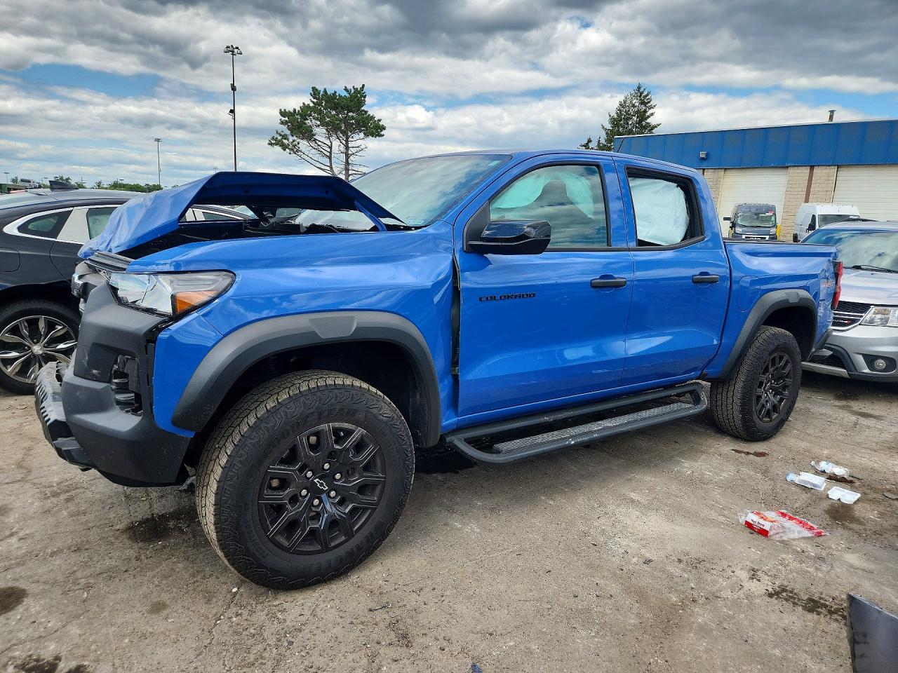 2026 Chevrolet Colorado 4WD Trail Boss, VIN 1GCPTEEK9T1139460 — Front end