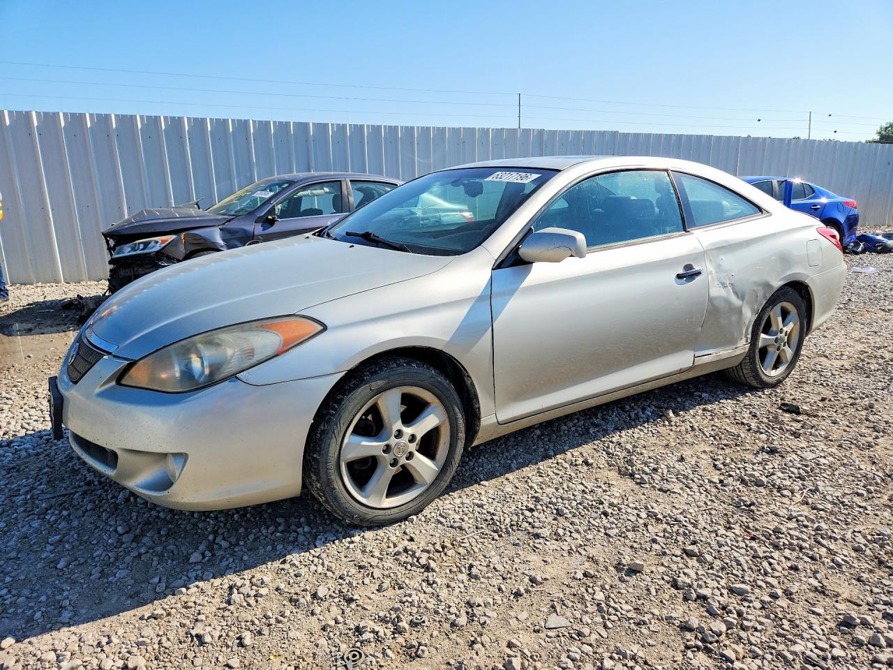 2004 Toyota Solara SLE, VIN 4T1CA30P34U022626 — Side