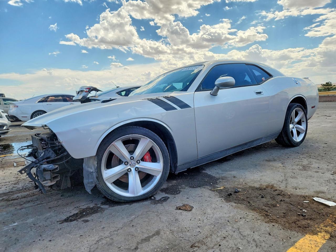 2010 Dodge Challenger SRT-8, VIN 2B3CJ7DW1AH161277 — Front end