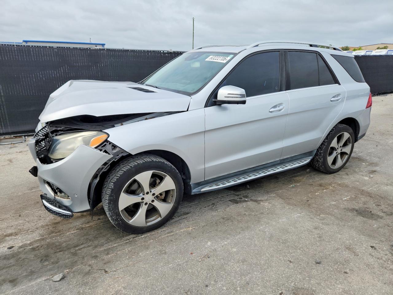 2016 Mercedes-Benz GLE 350, VIN 4JGDA5JBXGA687340 — Перед