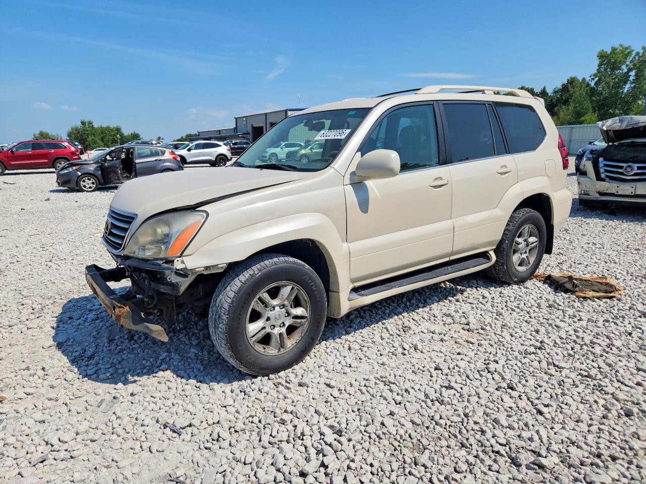2003 Lexus GX 470, VIN JTJBT20X730004573 — Перед