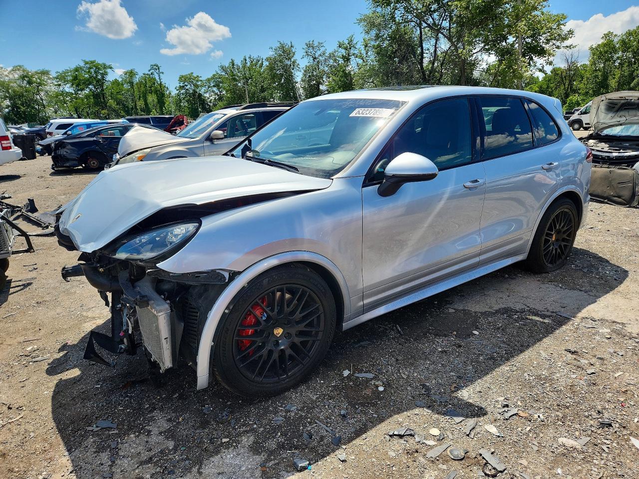 2016 Porsche Cayenne GTS, VIN WP1AD2A23GLA76792 — Перед