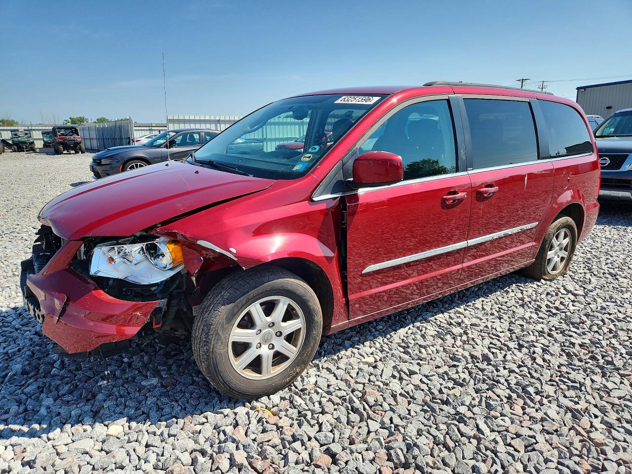 2012 Chrysler Town & Country Touring, VIN 2C4RC1BG6CR196146 — Front end