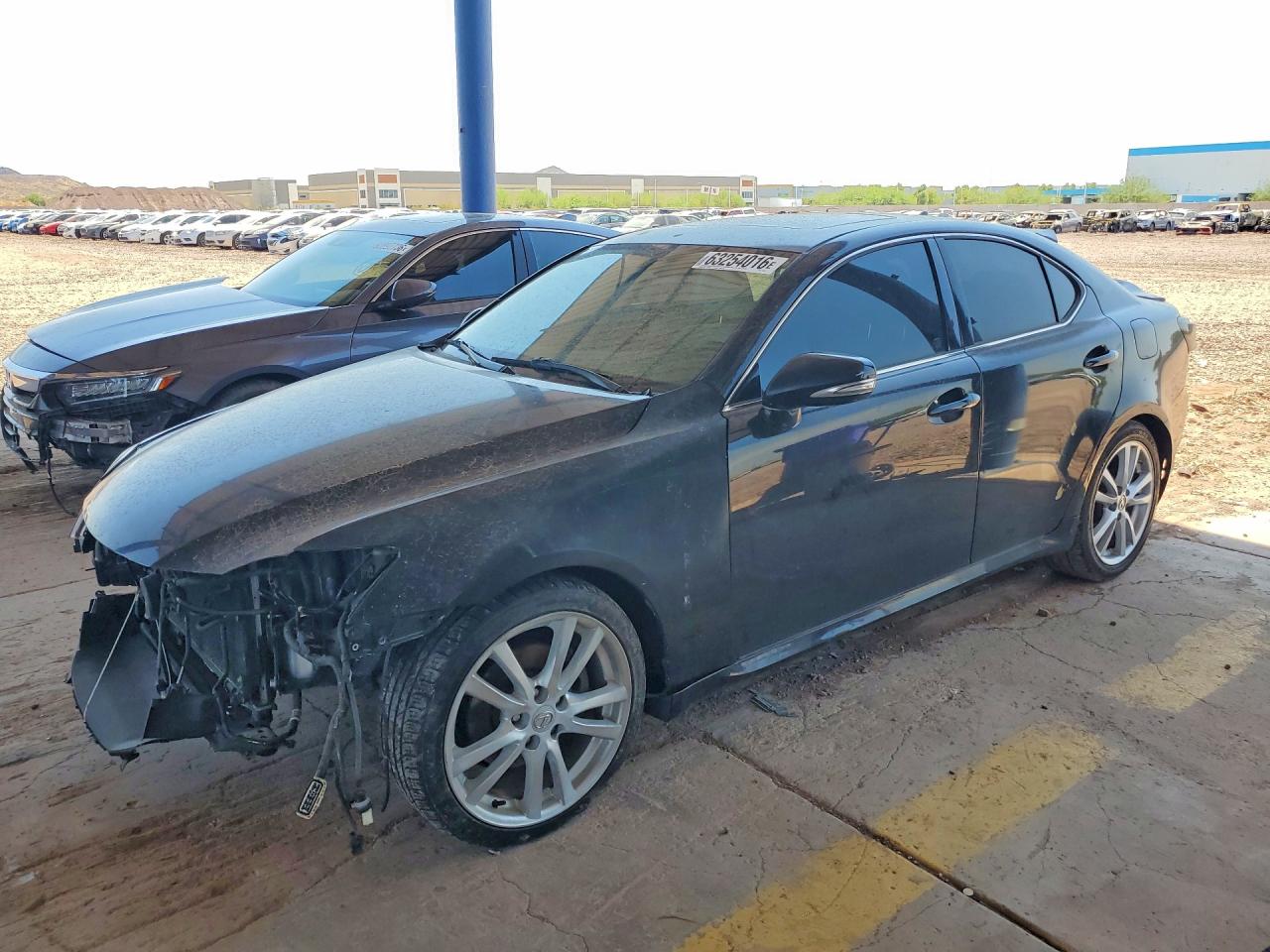 2009 Lexus IS 250, VIN JTHBK262295101899 — Перед