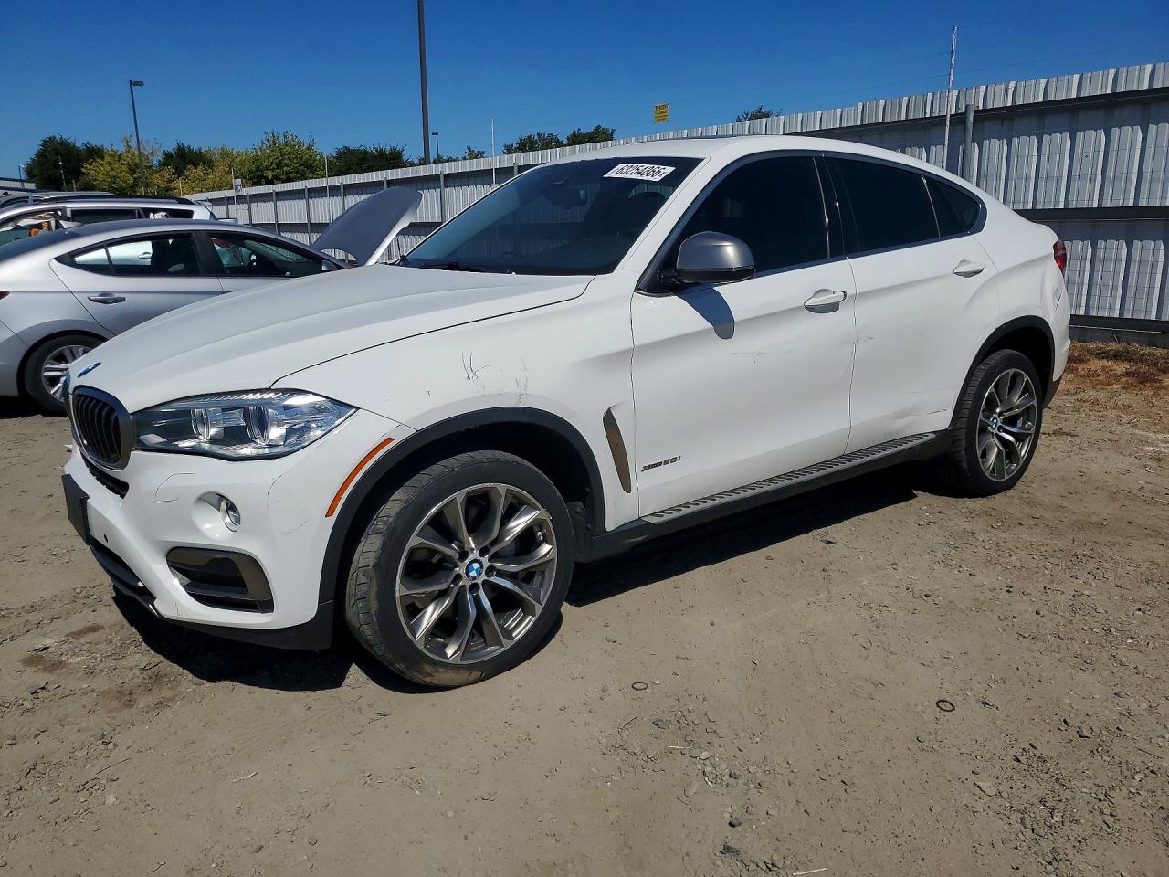 2016 BMW X6 xDrive50i, VIN 5UXKU6C52G0R34158 — Front end