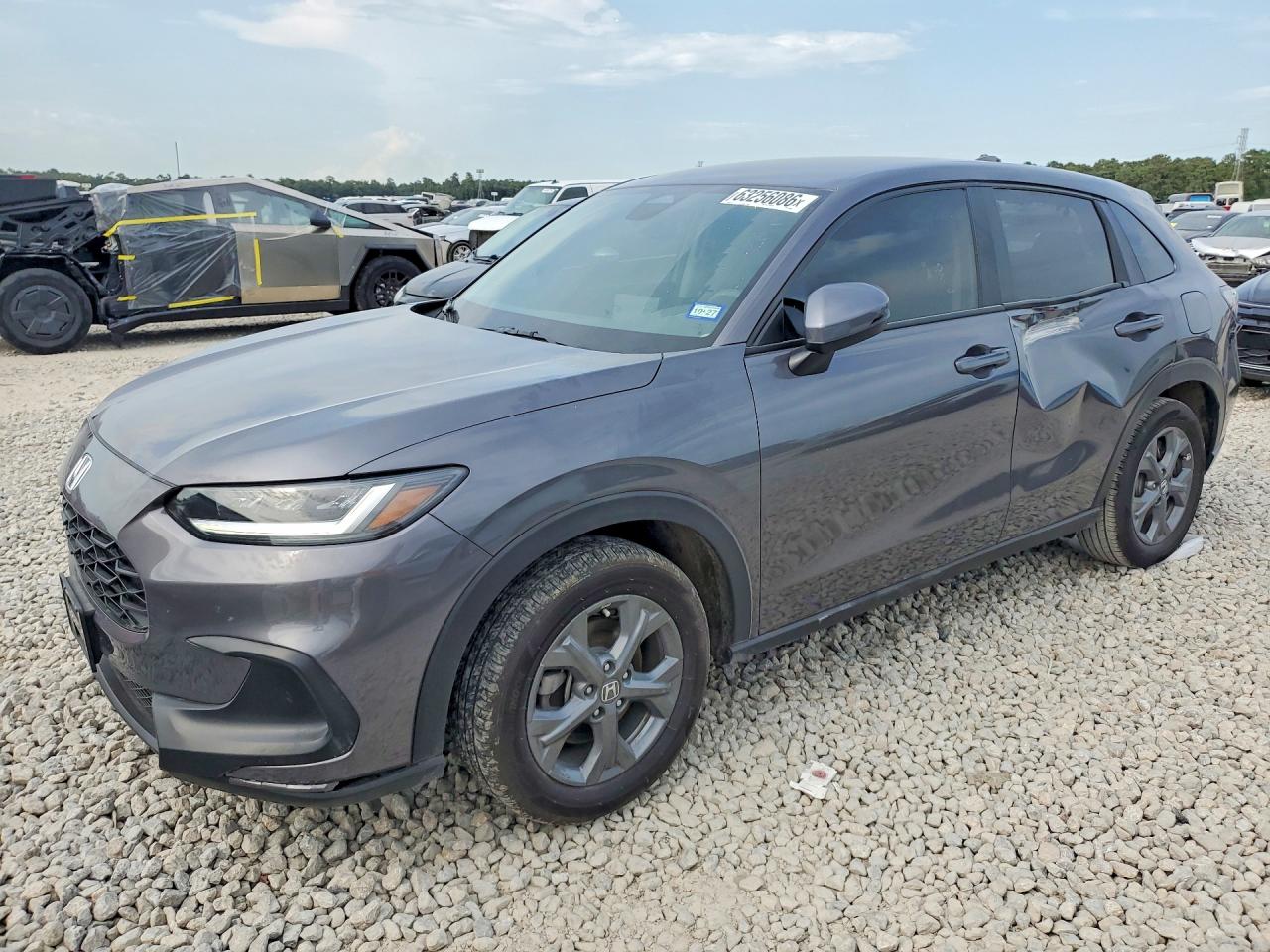 2026 Honda HR-V LX, VIN 3CZRZ1H34TM720253 — Зад