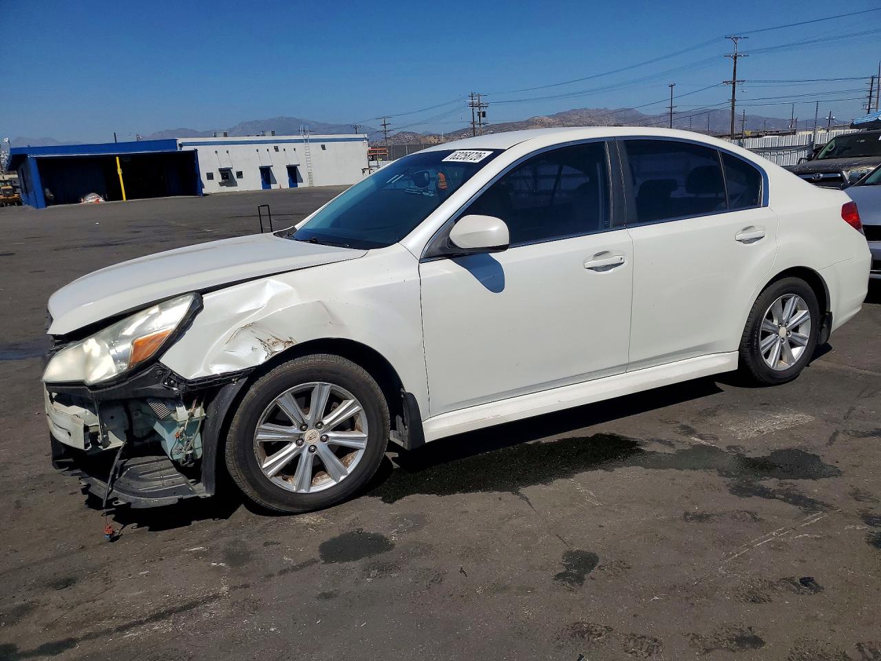 2012 Subaru Legacy Premium, VIN 4S3BMBF65C3018727 — Перед