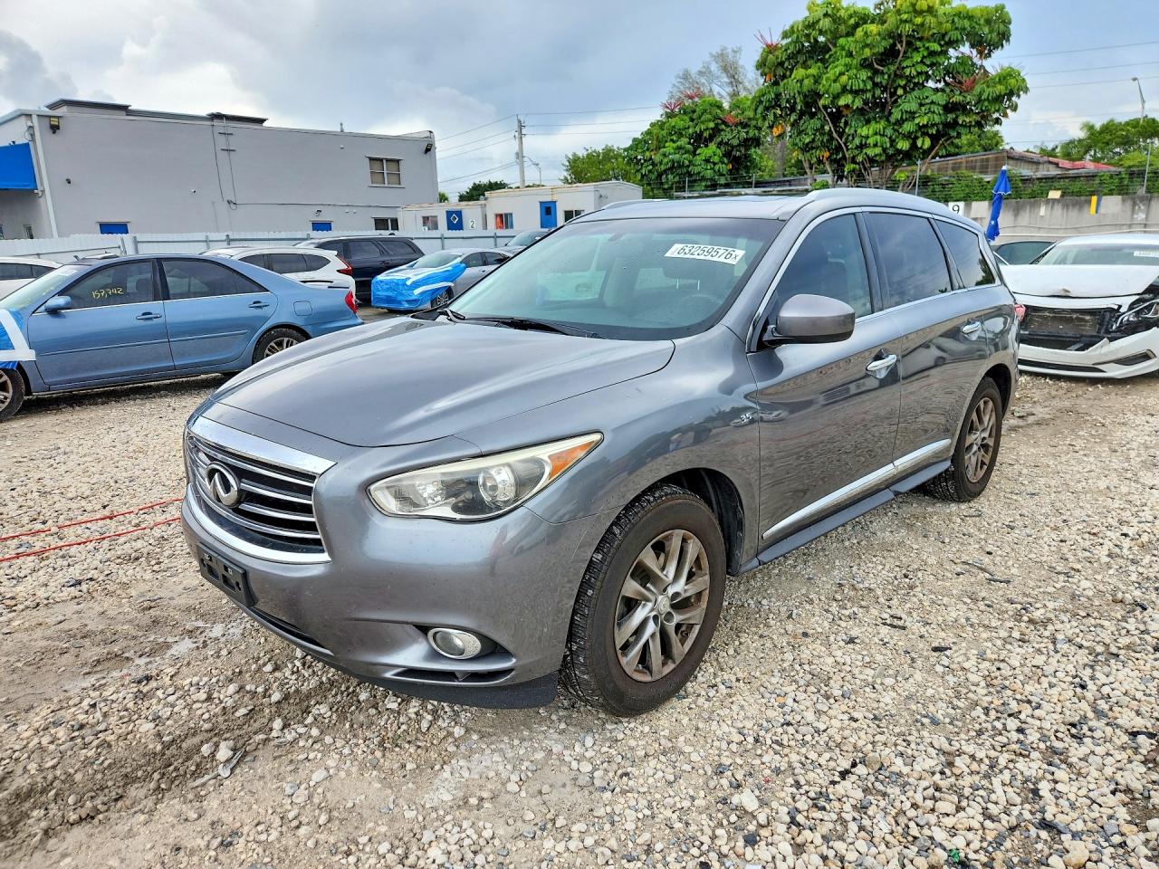 2015 Infiniti QX60, VIN 5N1AL0MN6FC526640 — Бок