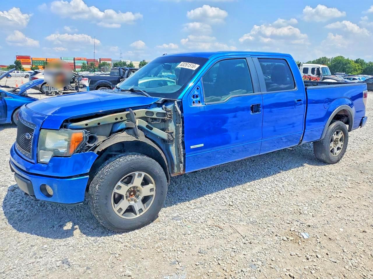 2011 Ford F-150 XLT, VIN 1FTFW1ET8BFB72374 — Front end