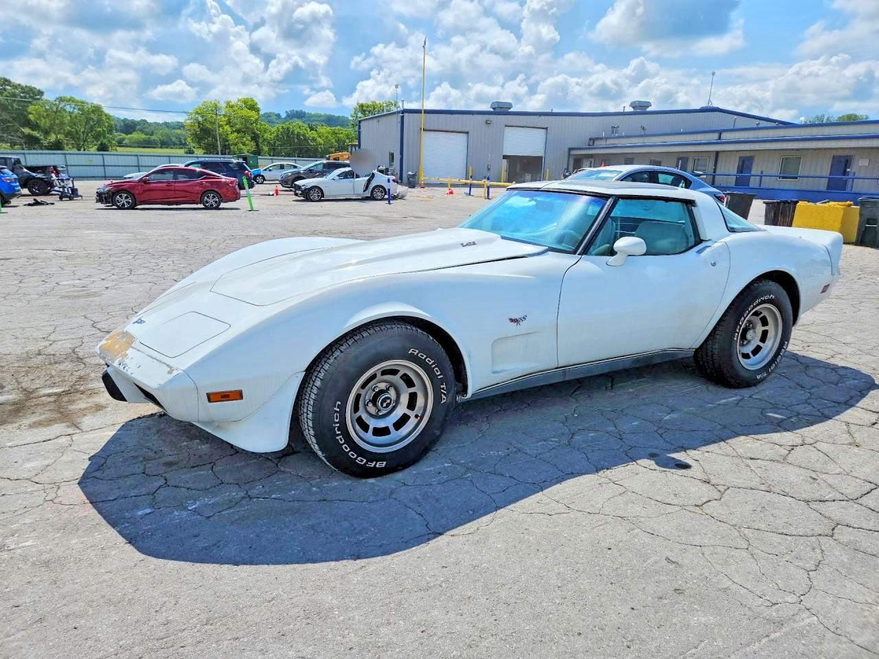 1979 Chevrolet Corvette, VIN 1Z8749S419324 — Minor dents and scratches