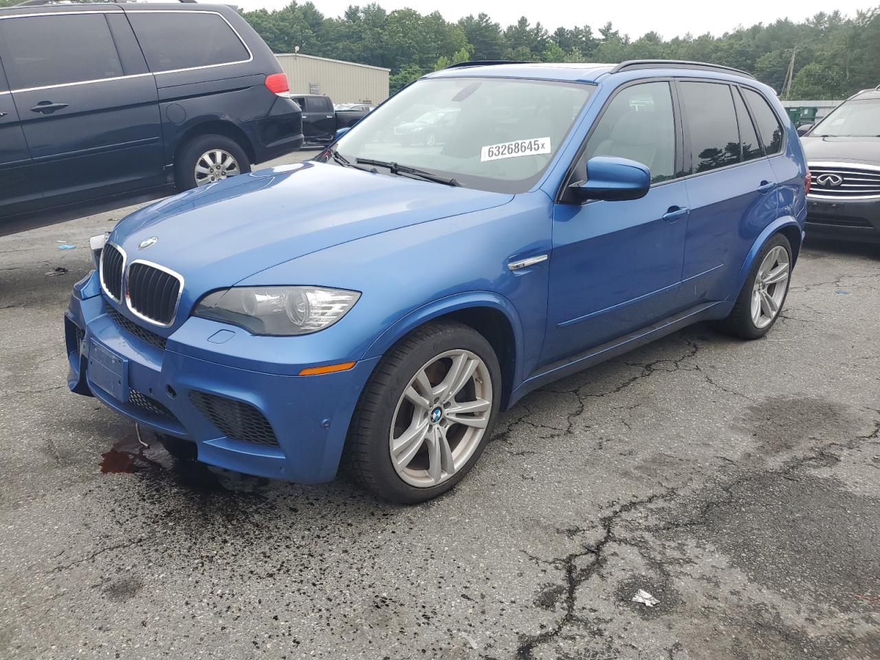 2011 BMW X5 M, VIN 5YMGY0C52BLK27147 — Вандализм