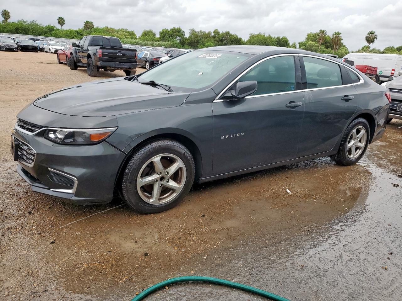 2018 Chevrolet Malibu LS, VIN 1G1ZB5ST2JF120976 — Prior damage history