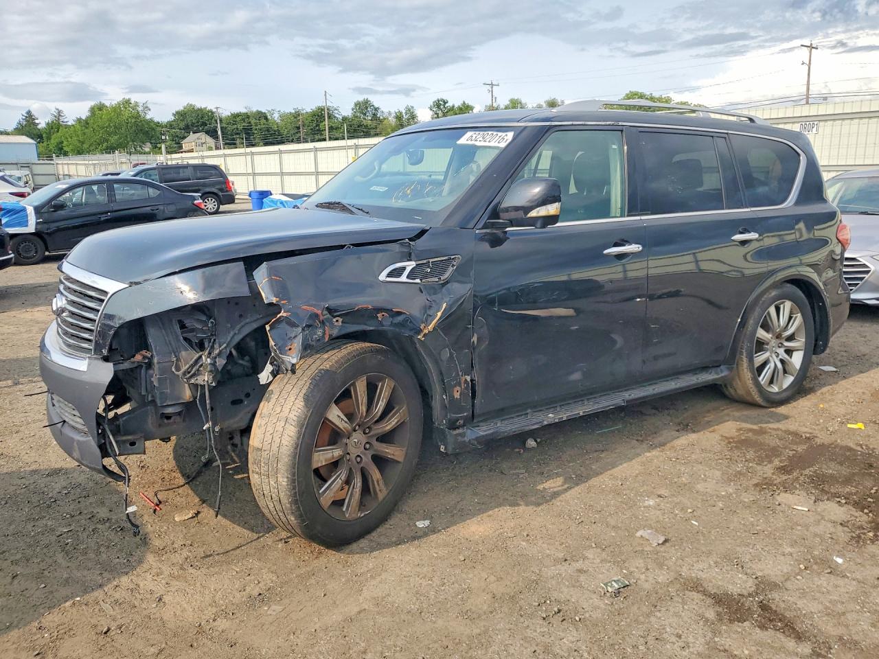 2012 Infiniti QX56 7-passenger, VIN JN8AZ2NE5C9020419 — Front end