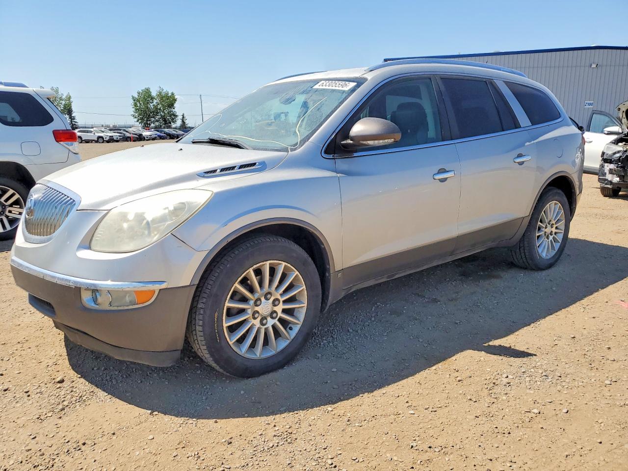 2008 Buick Enclave CXL, VIN 5GAEV23738J117560 — Front end