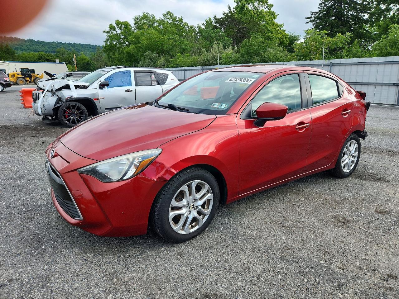 2016 Scion iA, VIN 3MYDLBZV7GY114579 — Зад