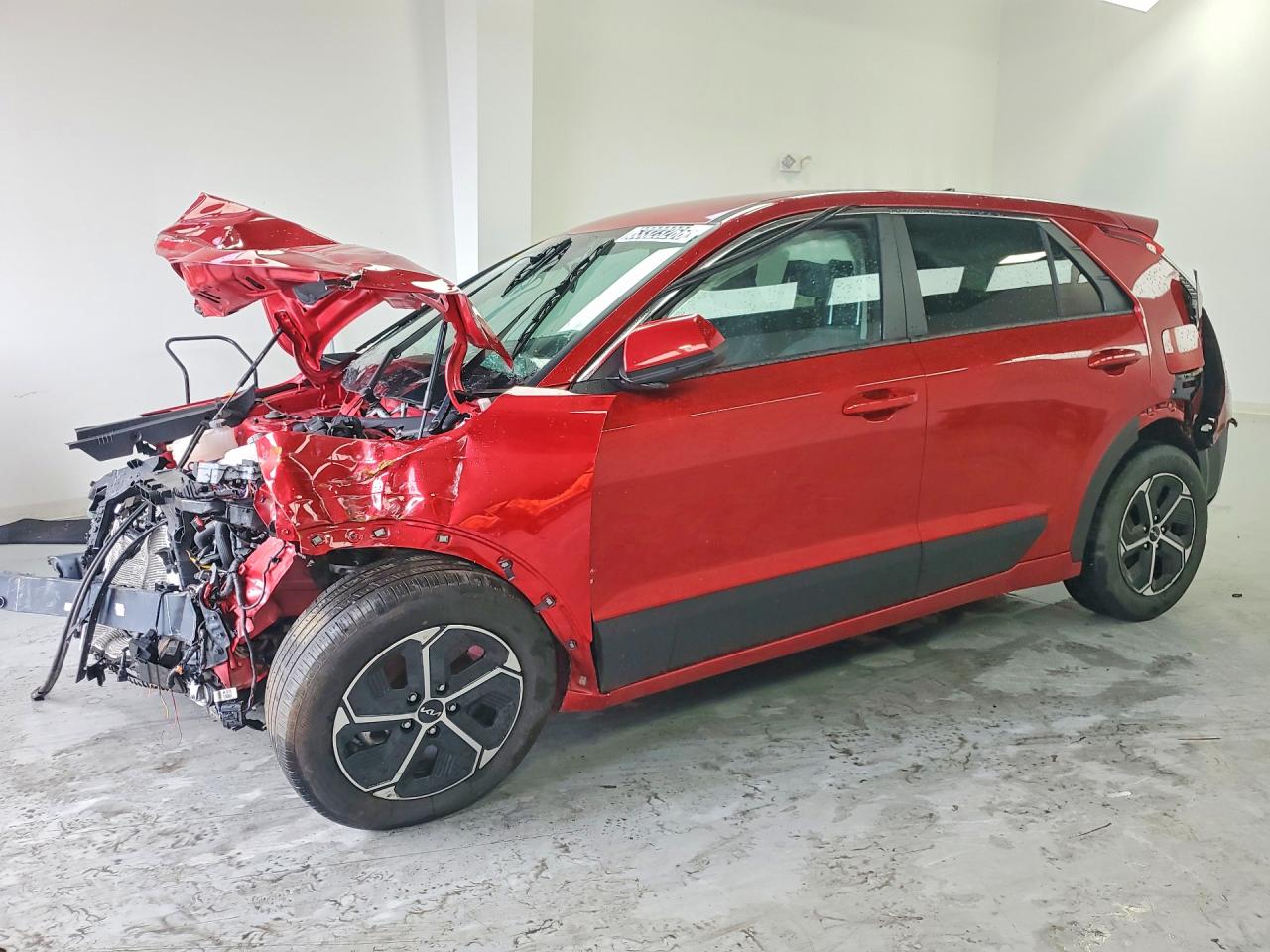 2025 Kia Niro LX, VIN KNDCP3LE5S5307025 — Front end