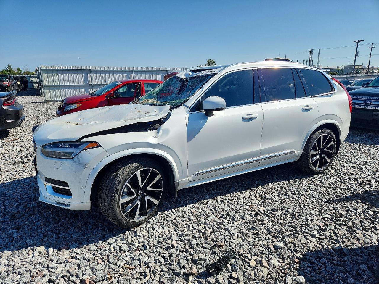 2025 Volvo XC90 Plus, VIN YV4062PE3S1290904 — Roof