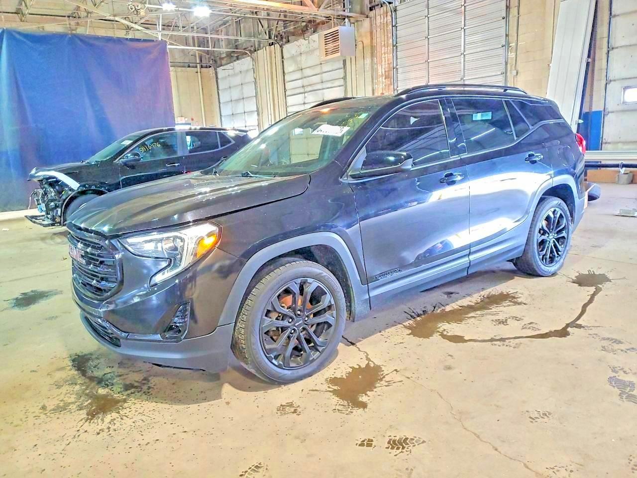 2019 GMC Terrain SLE, VIN 3GKALMEV4KL262119 — Бок