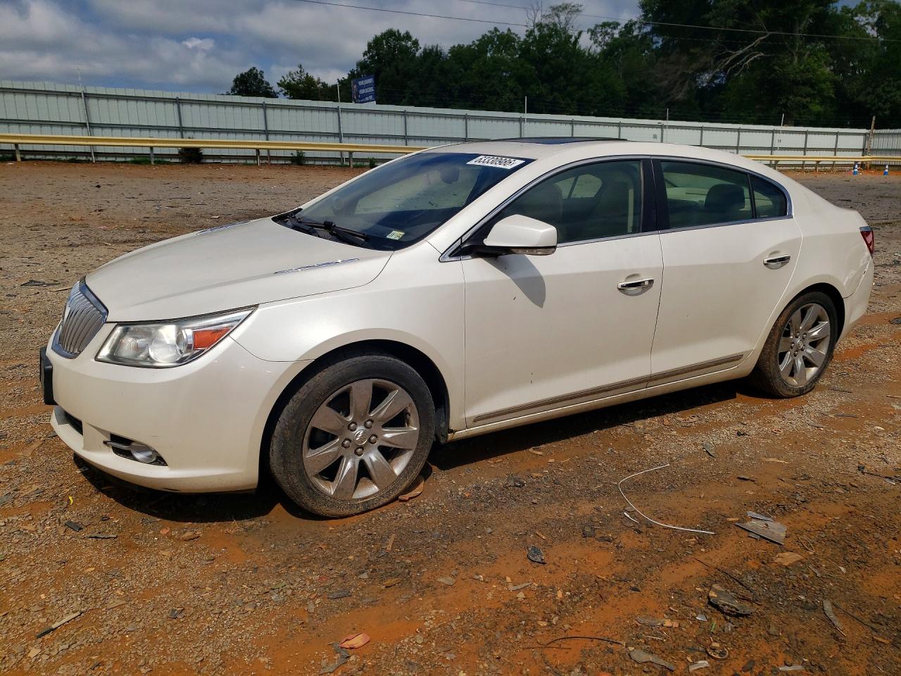 2011 Buick LaCrosse CXS, VIN 1G4GE5ED3BF232838 — Бок