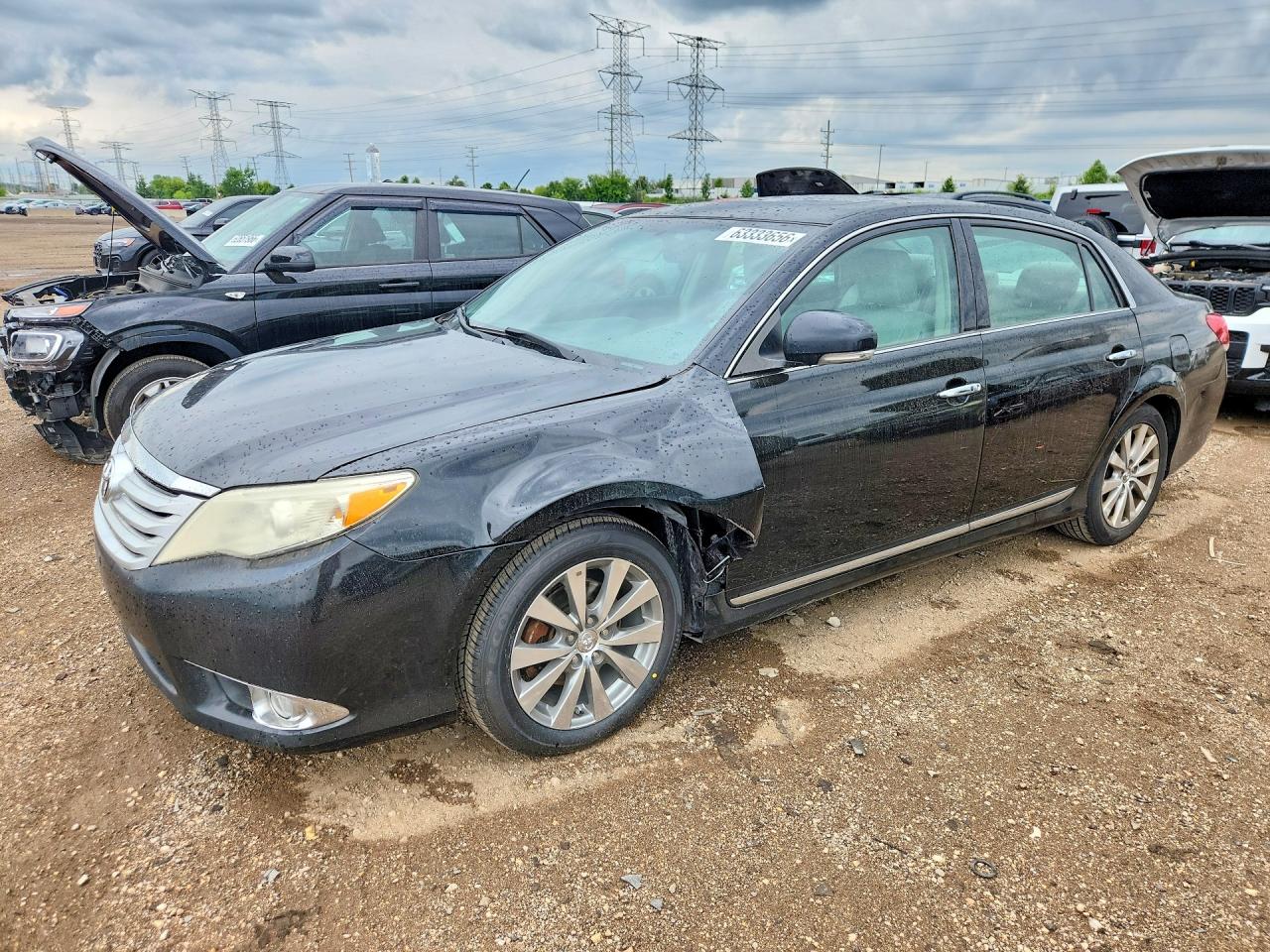 2012 Toyota Avalon Limited, VIN 4T1BK3DB6CU443021 — Front end