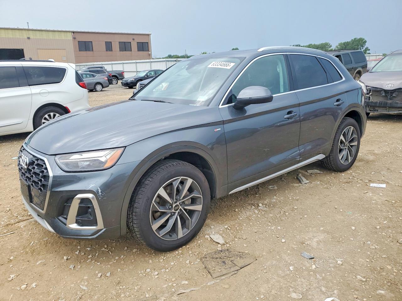 2023 Audi Q5 S line Premium Plus, VIN WA1EAAFY4P2000288 — Normal wear