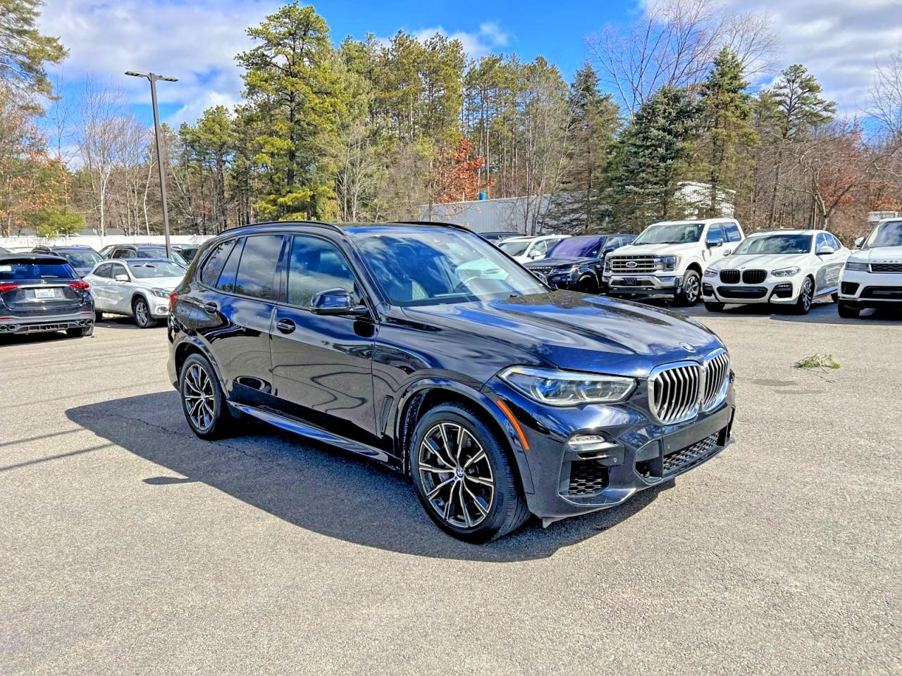 2019 BMW X5 xDrive50i, VIN 5UXJU2C51KLN64669 — Мелкие вмятины и царапины