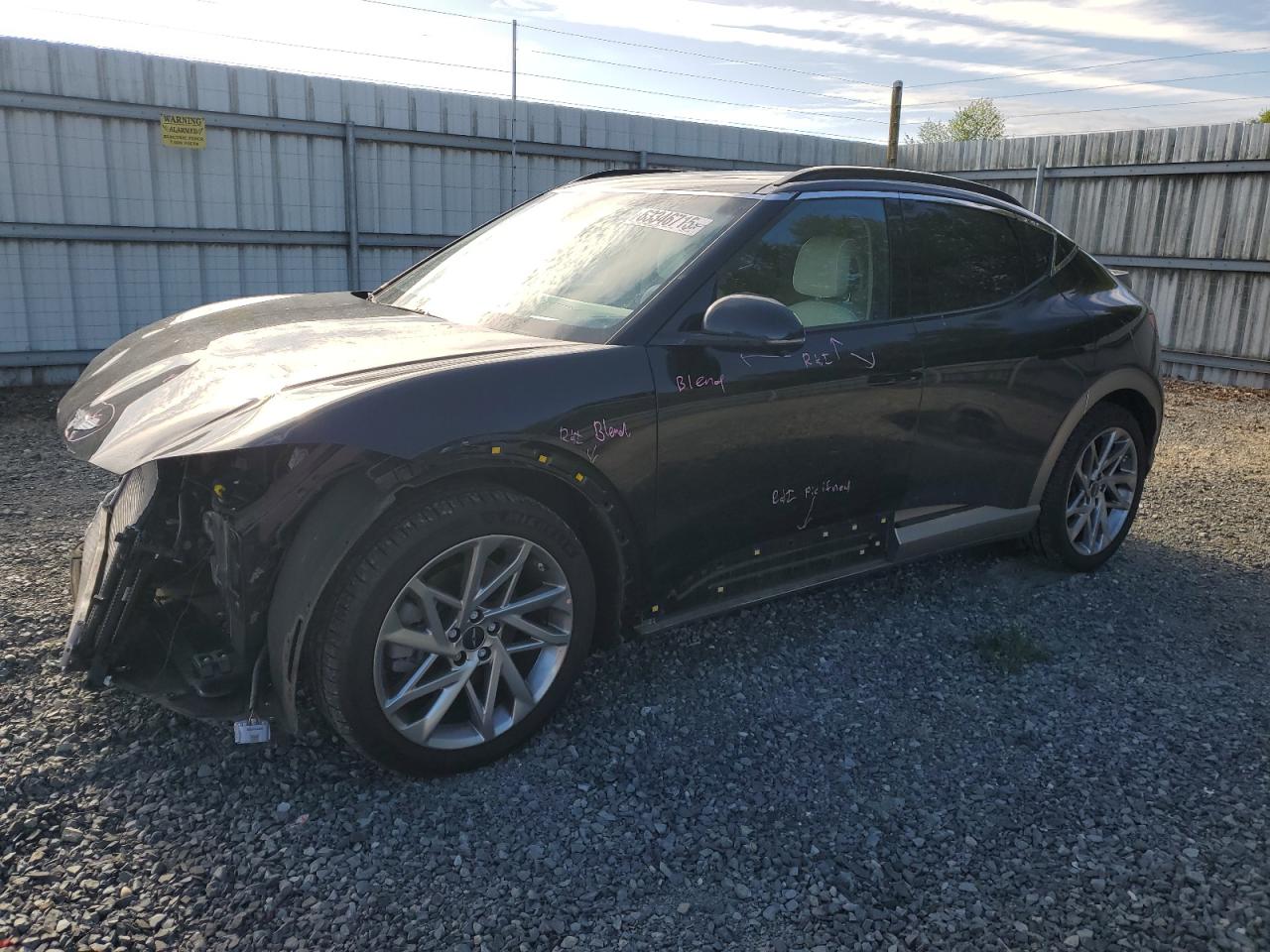 2023 Genesis GV60 Advanced, VIN KMUKCDTC3PU012835 — Front end