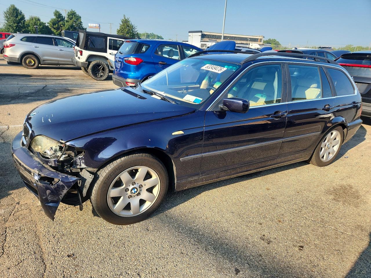 2003 BMW 3 Series 325xi, VIN WBAEP33453PF02953 — Перед