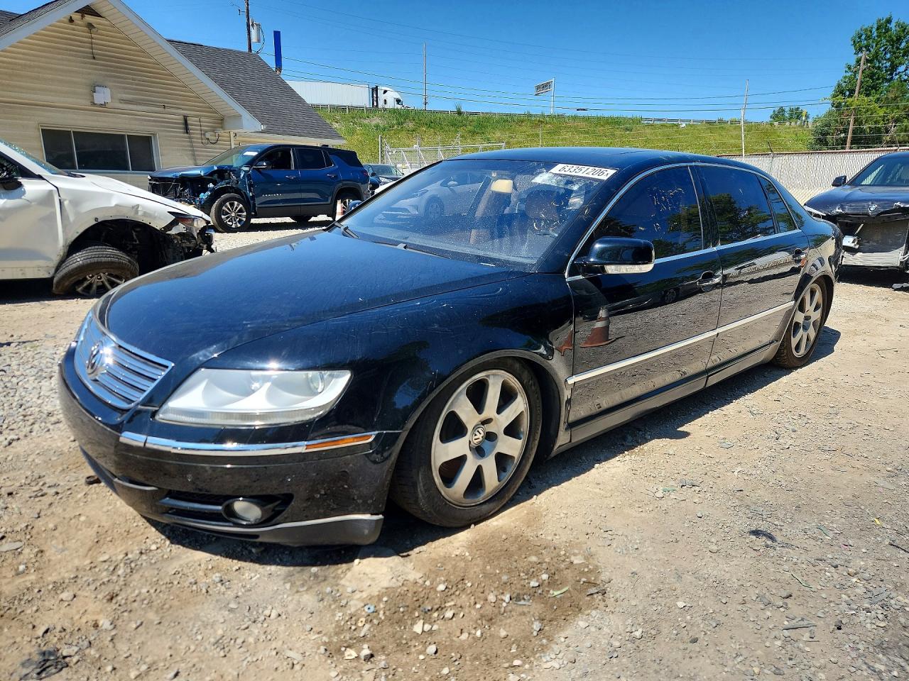 2004 Volkswagen Phaeton, VIN WVWAH63D148008520 — Мелкие вмятины и царапины