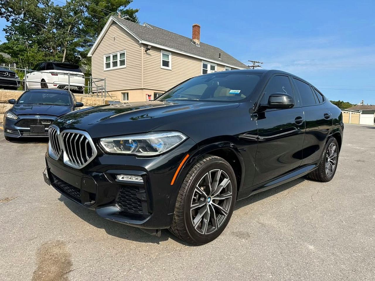 2020 BMW X6 sDrive40i, VIN 5UXCY4C06L9D37668 — Мелкие вмятины и царапины