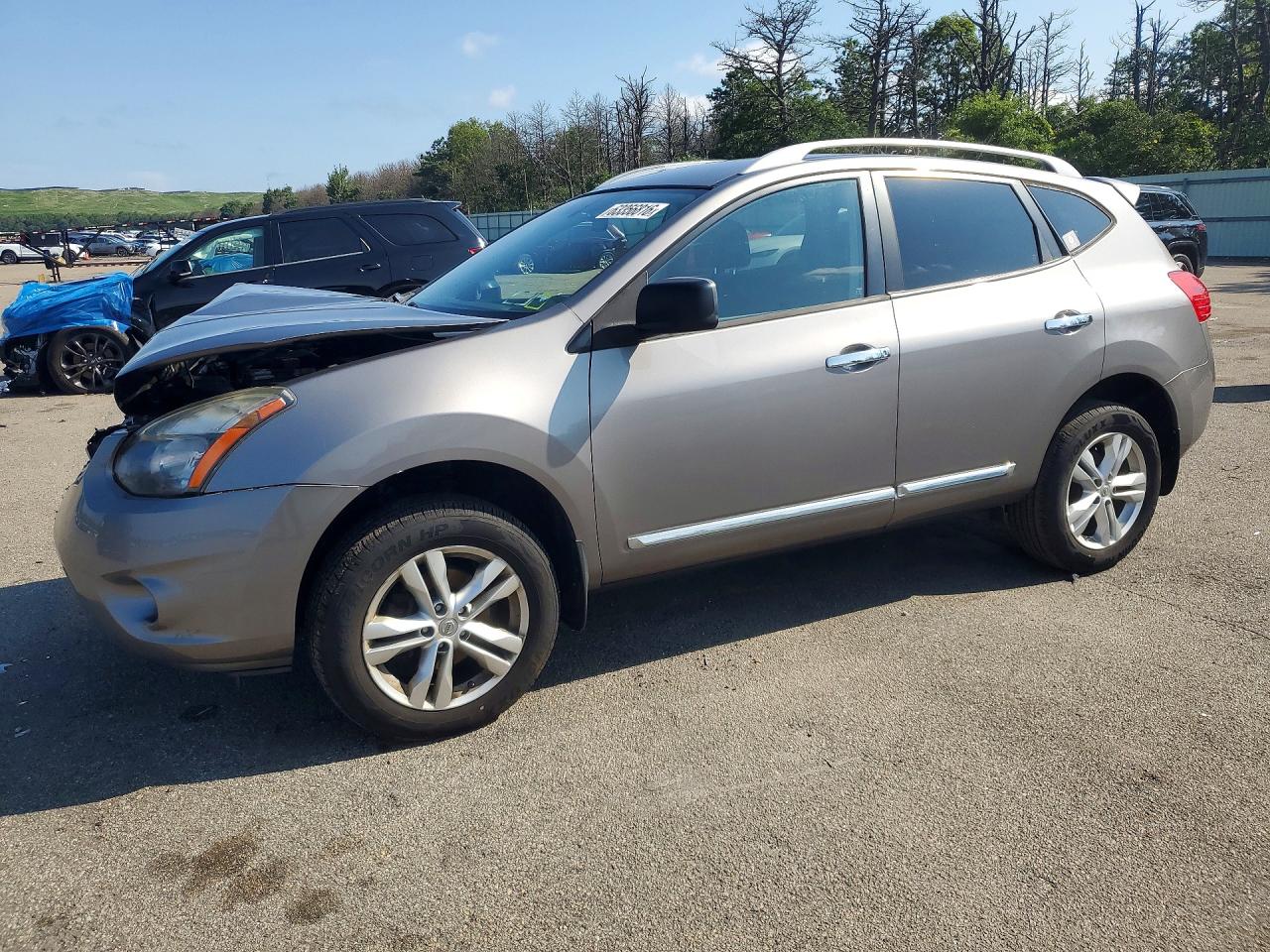 2015 Nissan Rogue S, VIN JN8AS5MV6FW766911 — Front end