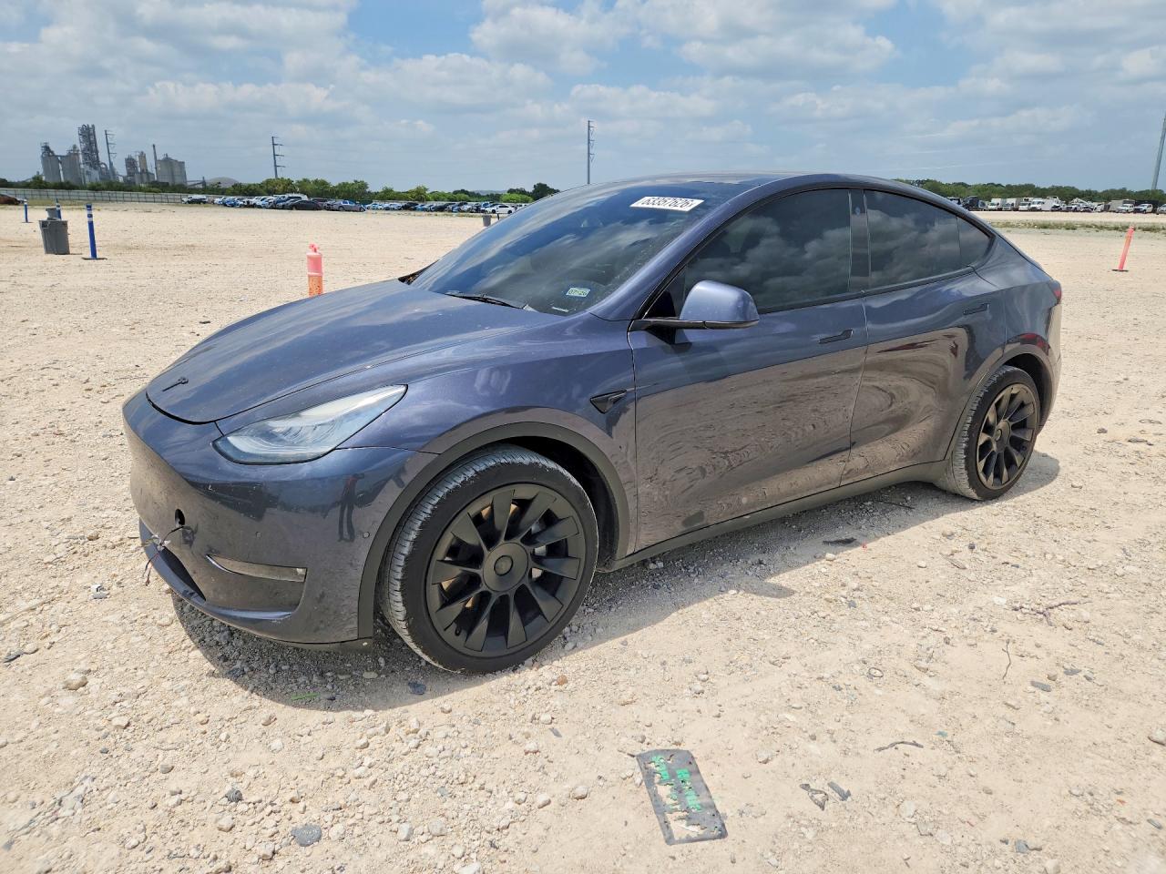 2021 Tesla Model Y Long Range, VIN 5YJYGDEE9MF149038 — Normal wear