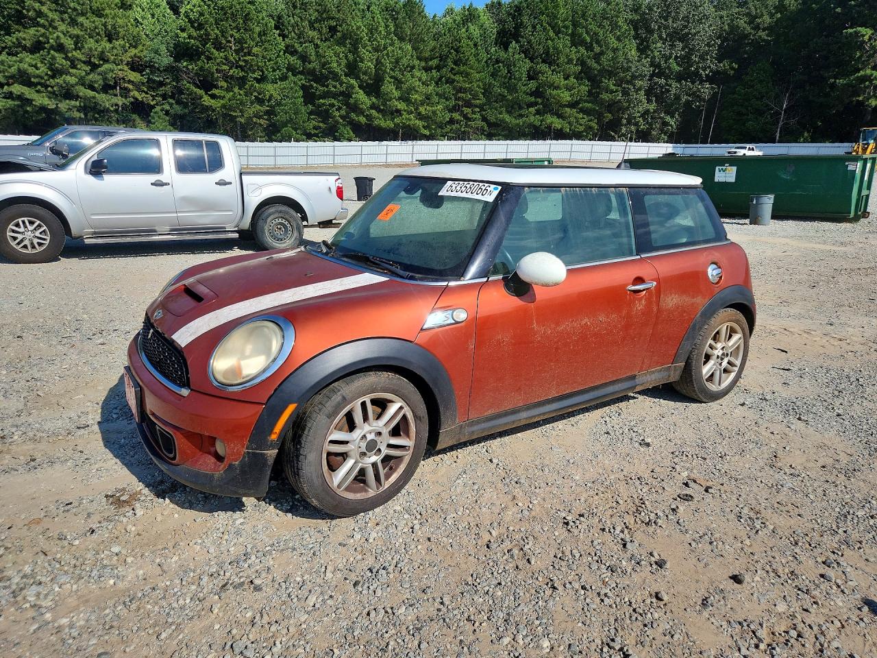 2011 MINI Hardtop S, VIN WMWSV3C52BTY12031 — Front end