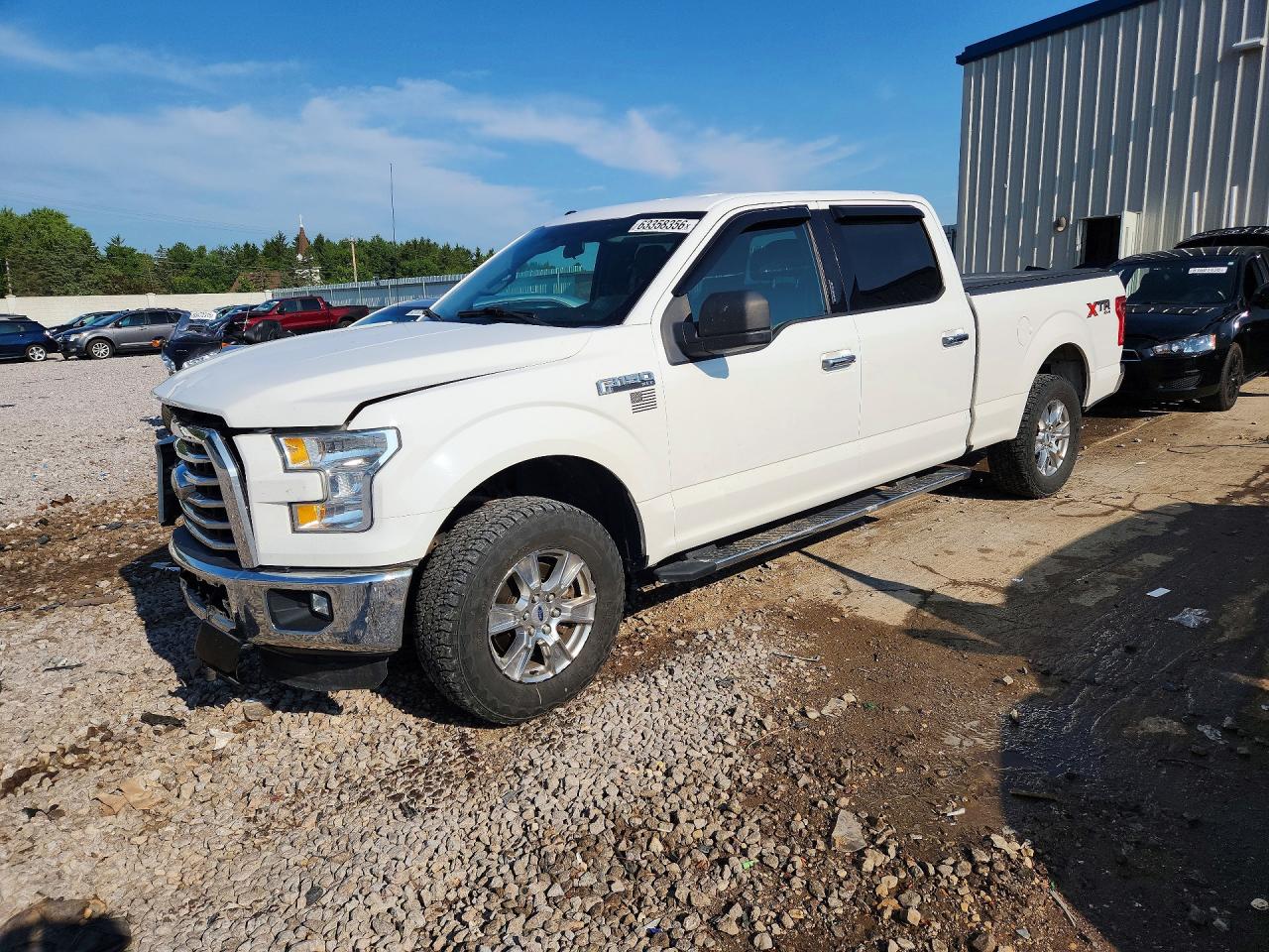 2015 Ford F-150 XLT, VIN 1FTFW1EF4FFC41142 — Front end