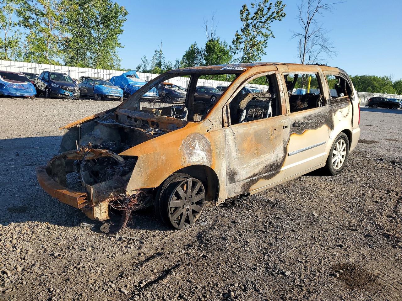 2014 Chrysler Town & Country Touring, VIN 2C4RC1BG2ER420287 — Burn