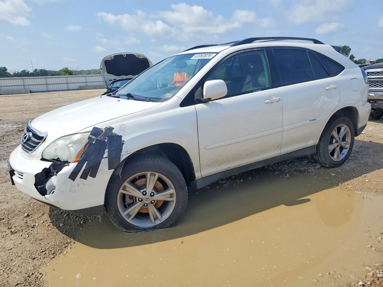 2007 Lexus RX 400h, VIN JTJHW31U872014227 — Front end