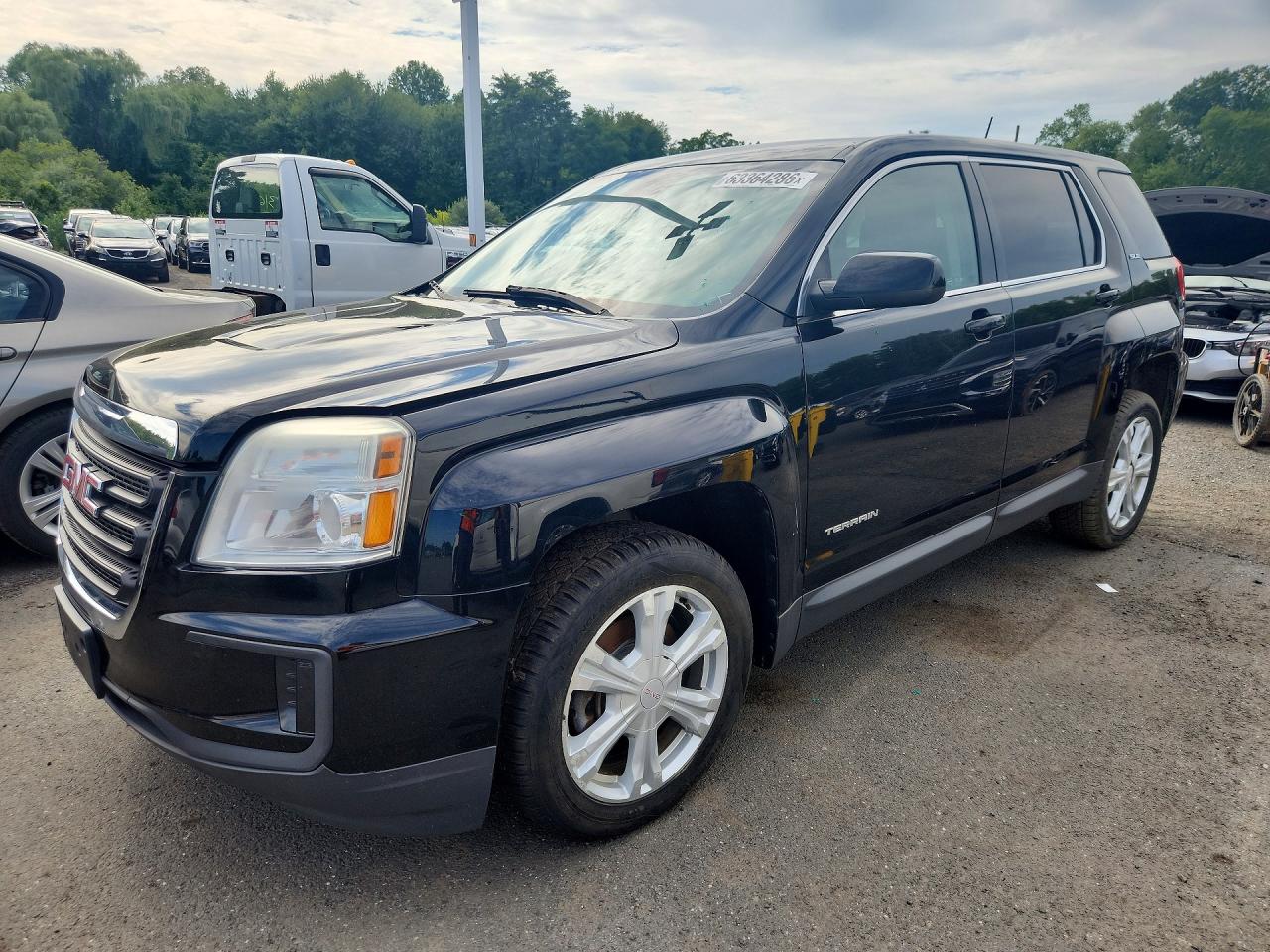 2017 GMC Terrain SLE, VIN 2GKALMEK9H6341093 — Зад