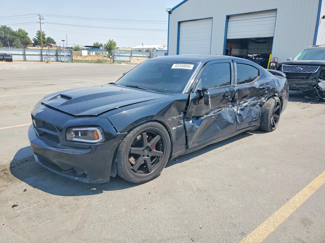 2007 Dodge Charger SRT-8, VIN 2B3LA73W57H890411 — Бок