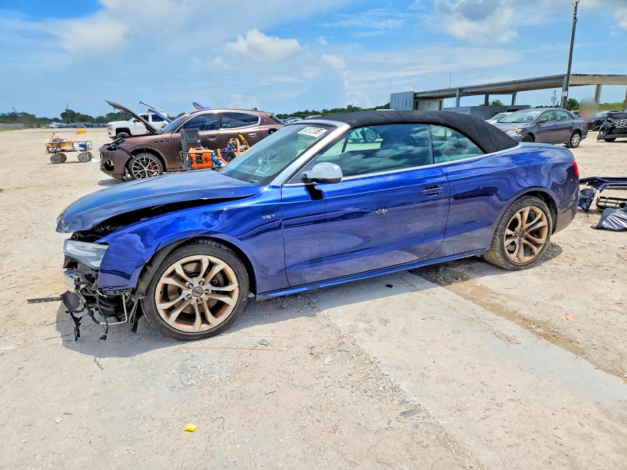 2013 Audi S5 Premium Plus, VIN WAUCGAFH4DN008510 — Front end