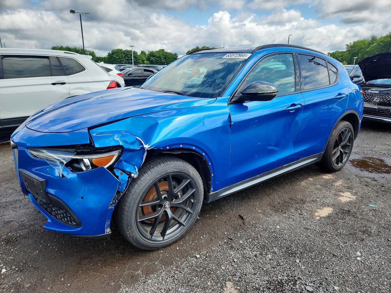 2019 Alfa Romeo Stelvio Ti Lusso, VIN ZASPAKBN9K7C52170 — Front end