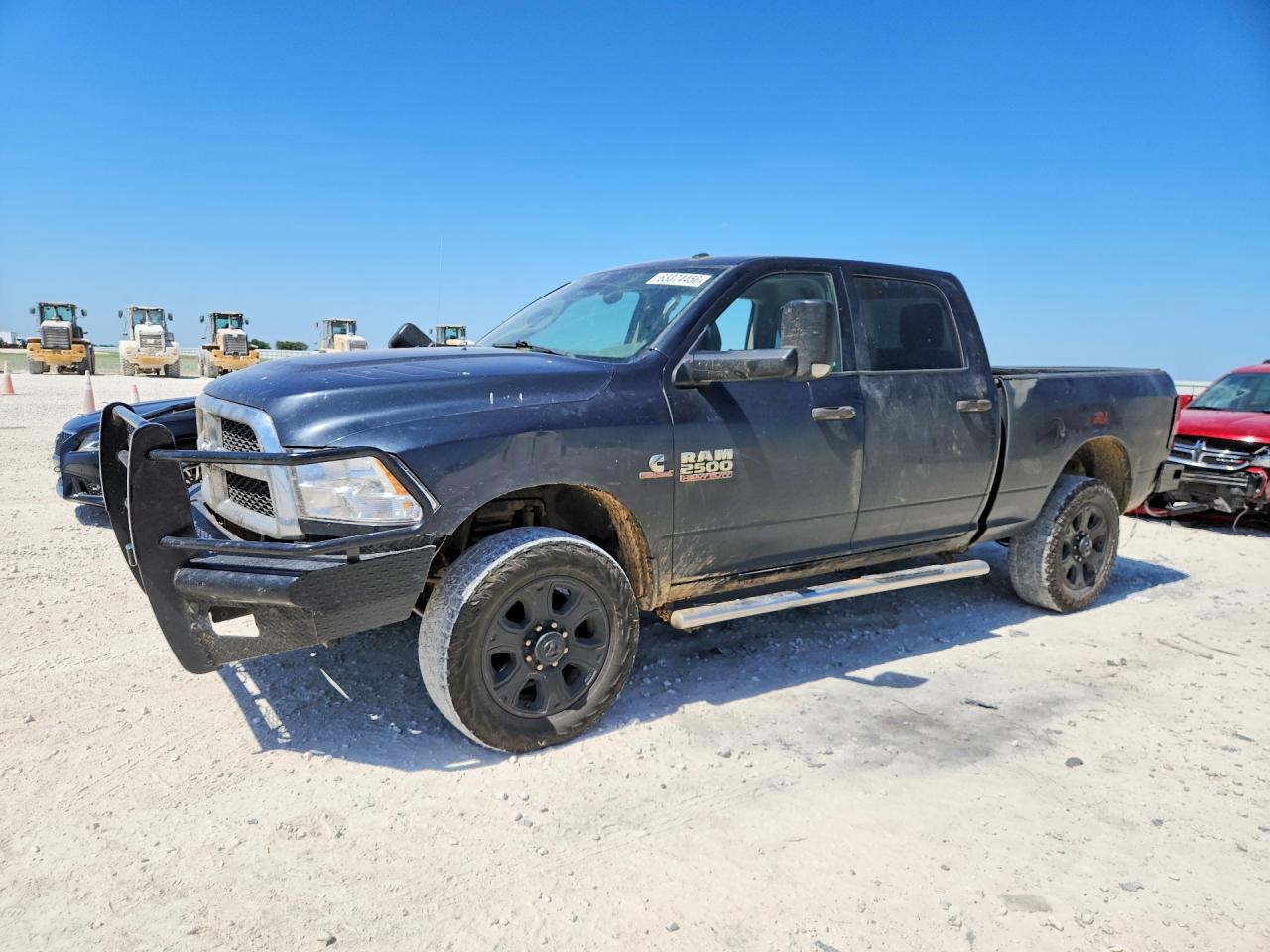 2015 Ram 2500 Tradesman, VIN 3C6UR5CL5FG552471 — Side