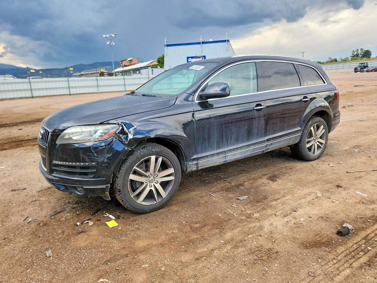 2013 Audi Q7 Premium Plus, VIN WA1LGAFE2DD004416 — Side