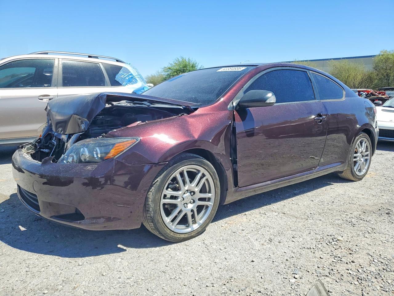 2010 Scion tC, VIN JTKDE3B7XA0315428 — Front end